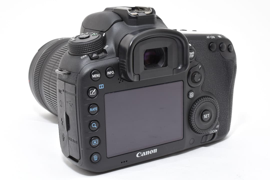 ス*ー様 美品 Canon EOS 7D Mark II + 18-135mm