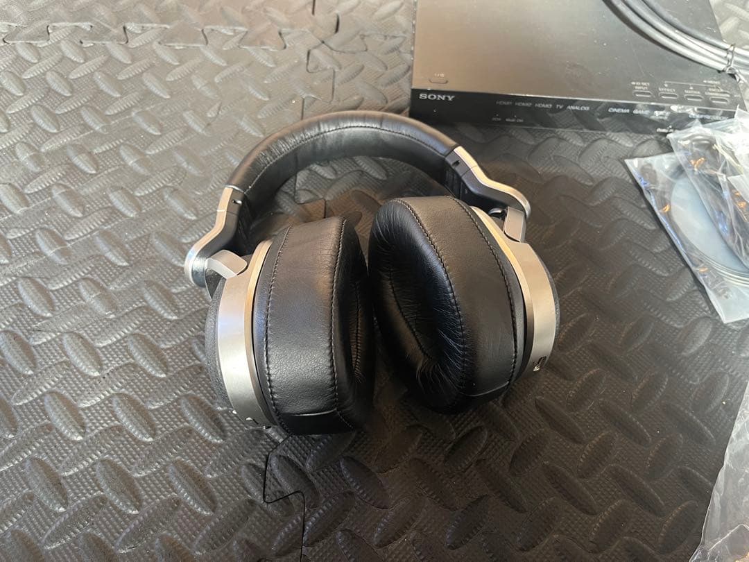 SONY ソニー MDR-HW700 デジタルサラウンドヘッドホンシステム