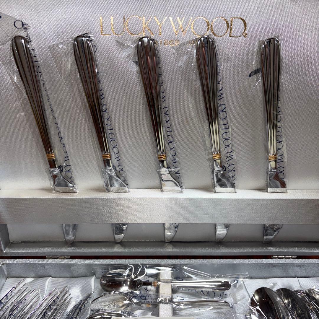 ラッキーウッド　カトラリーセット　5種　25本LUCKY WOOD