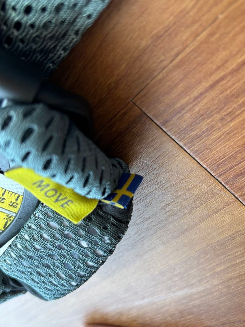 ベビービョルン　MOVE　エアリーメッシュ　セージグリーン　取扱説明書　箱付き