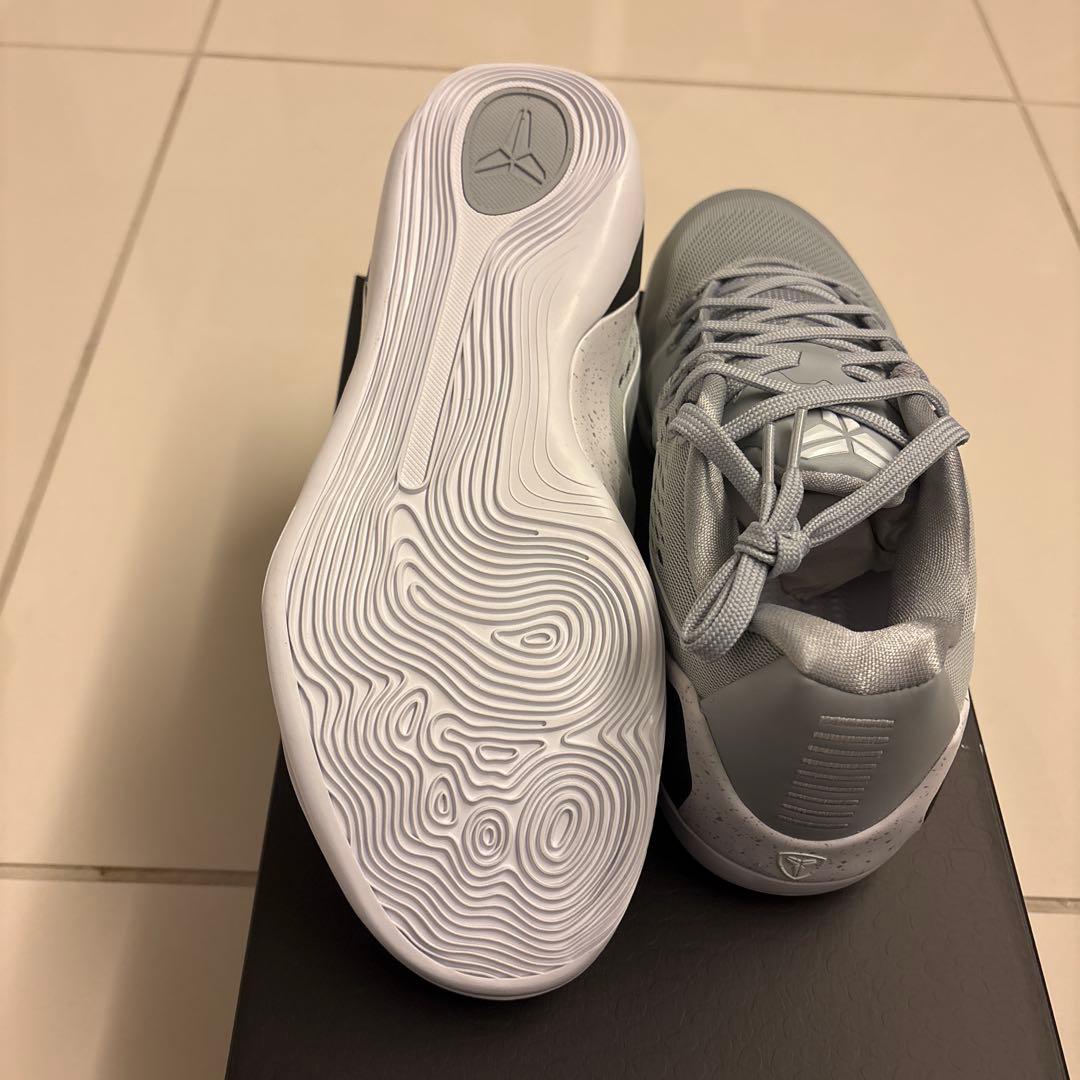 Nike Kobe シューズ 9.5 新品