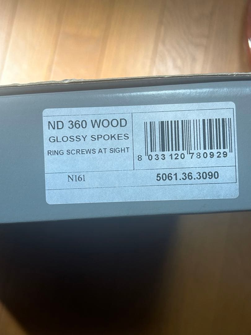 l*z様 ナルディー　NARDI ステアリング ウッド ホーンボタン付