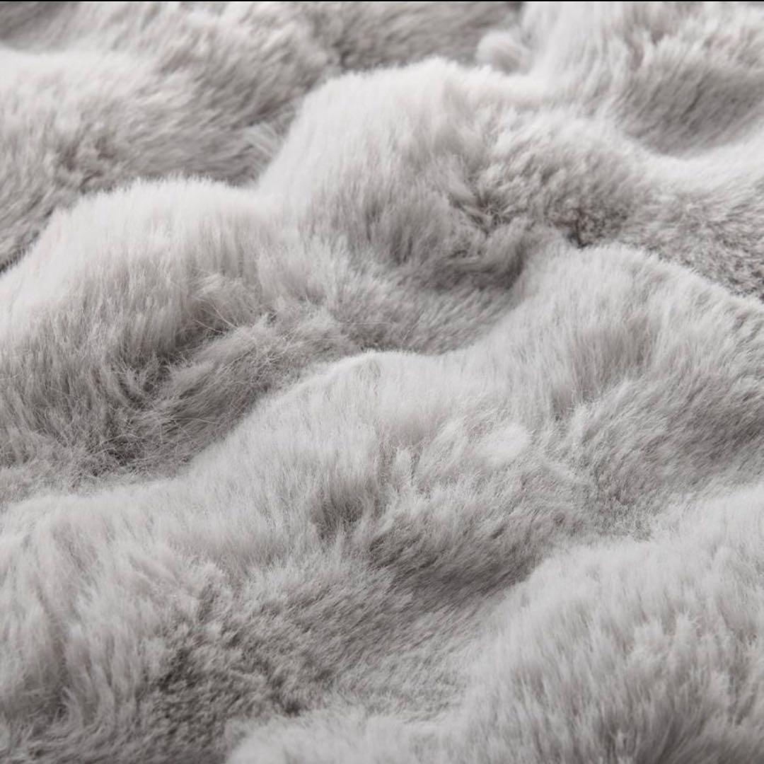 【新品未開封】楕円形のふわモコ素材 Lunaこたつ掛け布団（210×170cm）