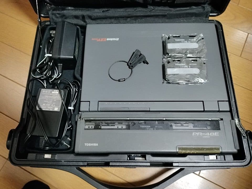 Dynabook EZVision プリンターと専用ケース　ジャンク