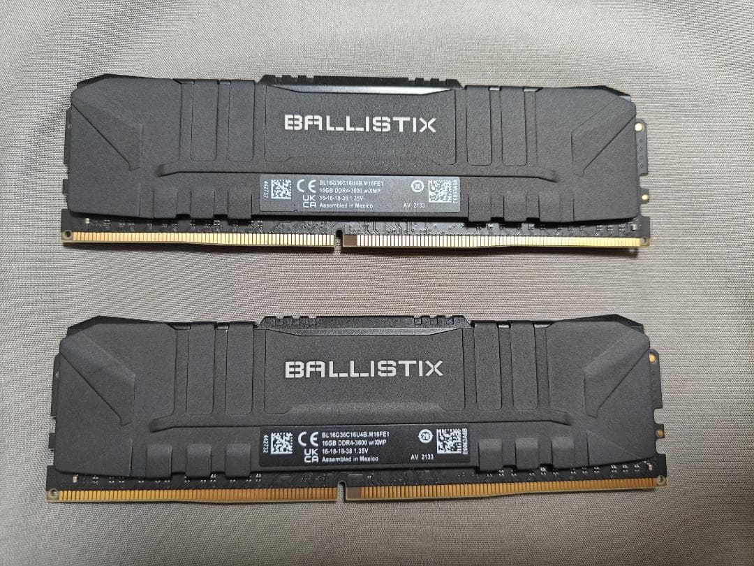 に*る様 Crucial Ballistix DDR4 32GB (2x16GB