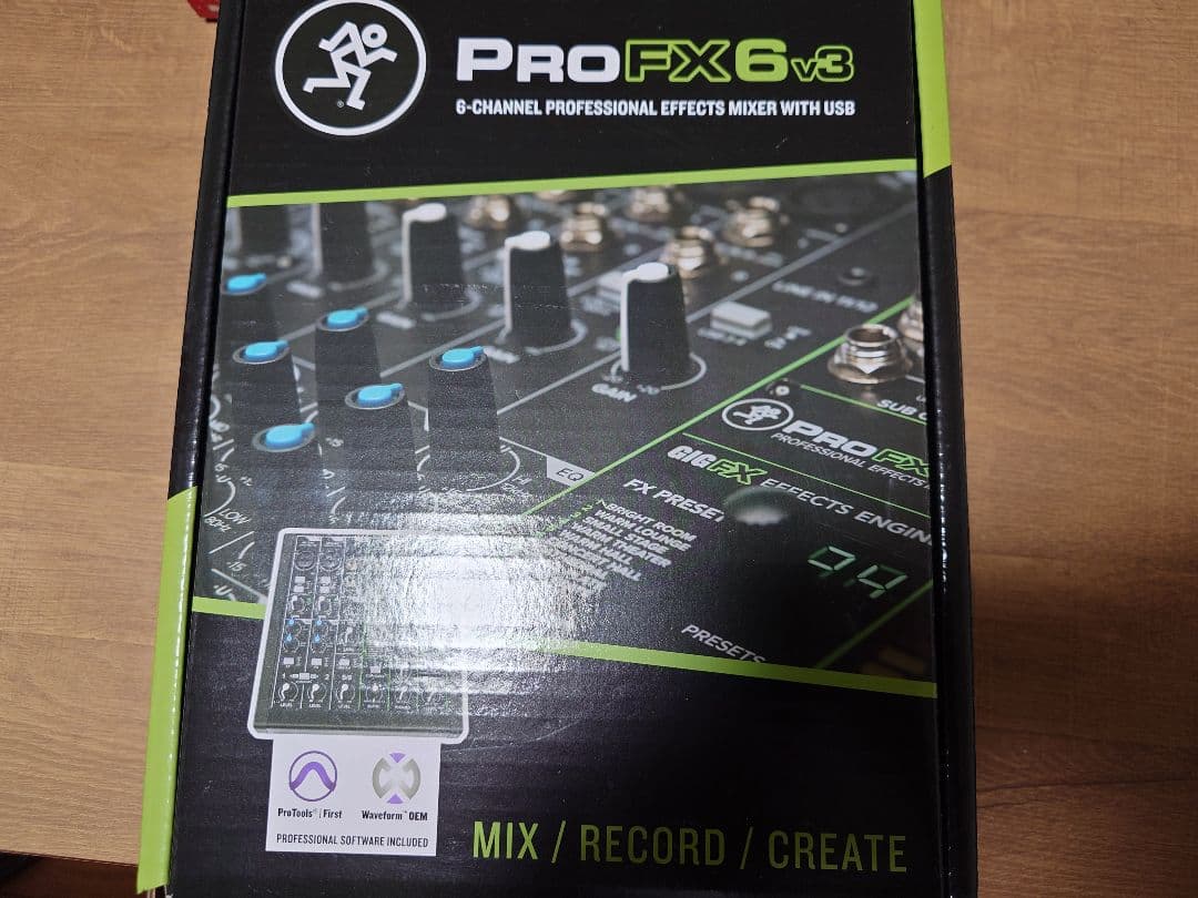 ProFX 6 v3 6チャンネルミキサー