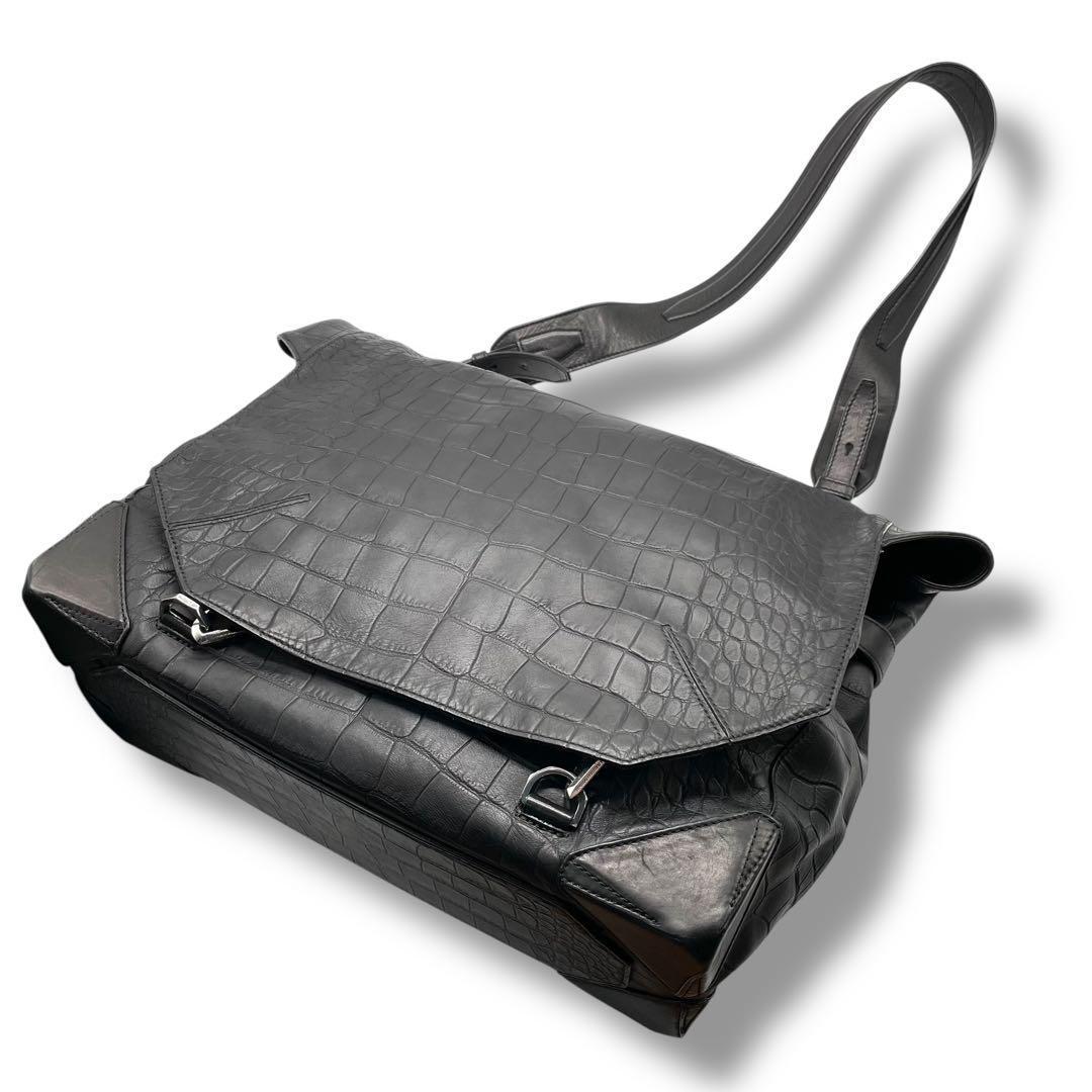超希少 アレキサンダーワン★クロコ型押し メッセンジャーバッグ レザー ブラック