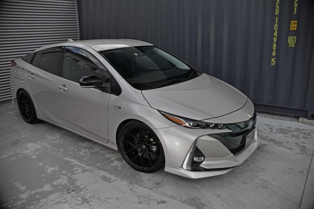 50プリウス＆PHV専用　19インチホイール＆タイヤ4本SET 新品未使用品