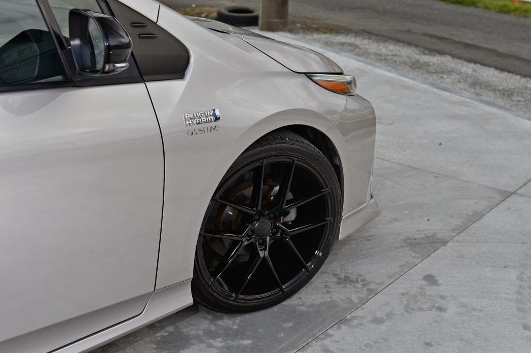 50プリウス＆PHV専用　19インチホイール＆タイヤ4本SET 新品未使用品