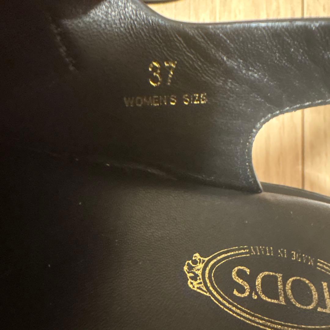 ＊燻しガール ＊TOD'S サンダル ゴールドバックル　37