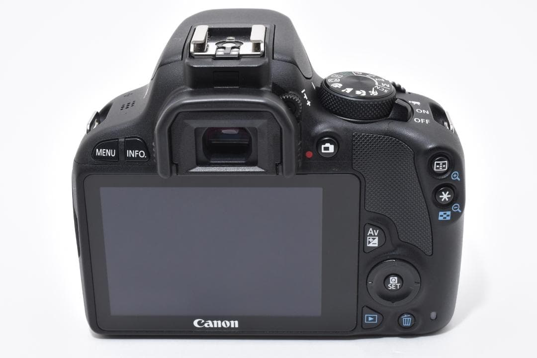 超美品 キヤノン EOS kiss X7 デジタル一眼レフカメラボディCanon