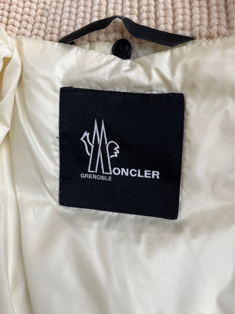 moncler grenoble ダウンジャケット
