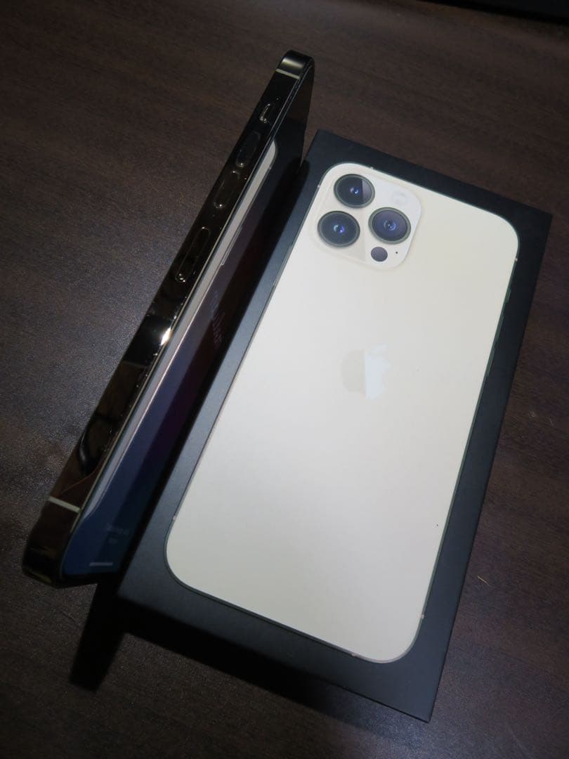 iPhone 13 Pro Max ゴールド SIMフリー