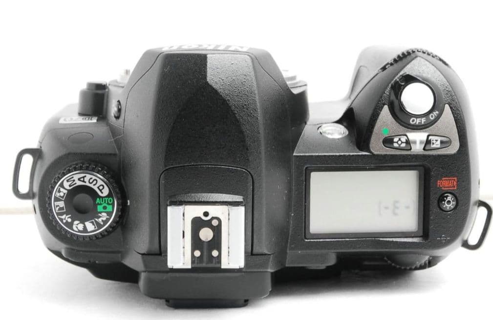 らんみみ様　NIKON　D70⚡️レンズ1本で広角から超望遠まで⚡️ニコン　一眼