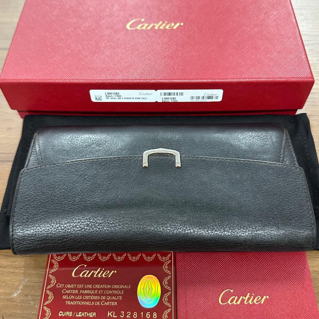 新品同様‼️ カルティエ　Cartier 財布　長財布　Cドゥ