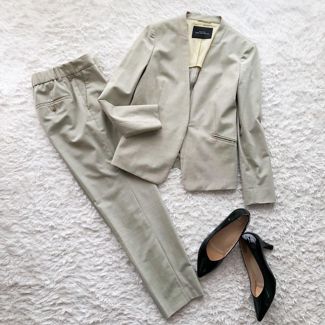 《グリーンレーベルリラクシング》ノーカラー　パンツスーツ　ウォッシャブル　36