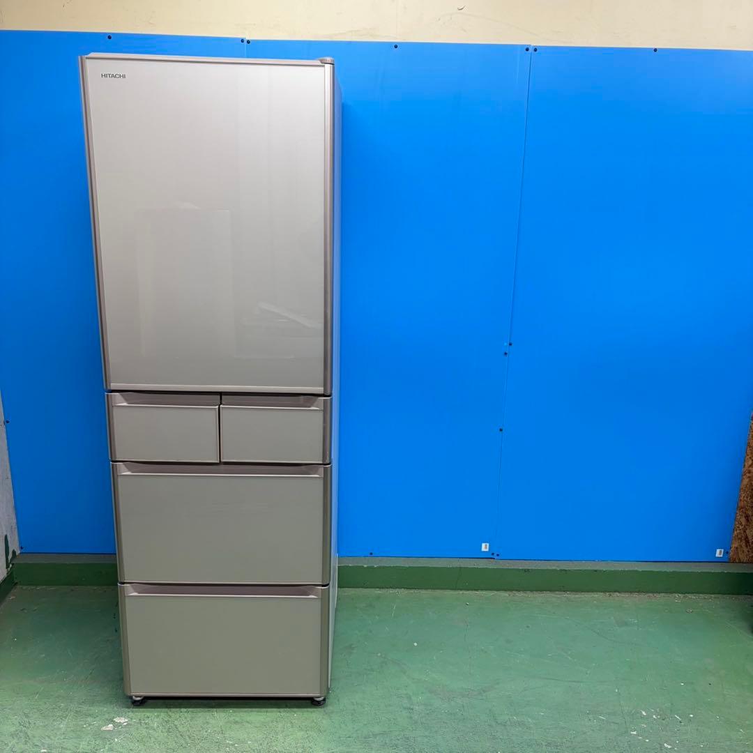 704日立大型冷蔵庫　400L強　小型　ガラスパネル　右開き　自動製氷　ゴールド