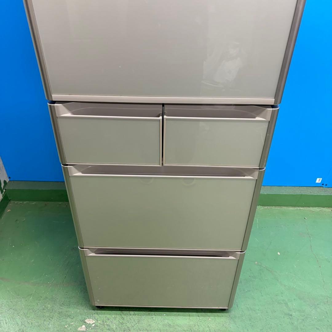 704日立大型冷蔵庫　400L強　小型　ガラスパネル　右開き　自動製氷　ゴールド