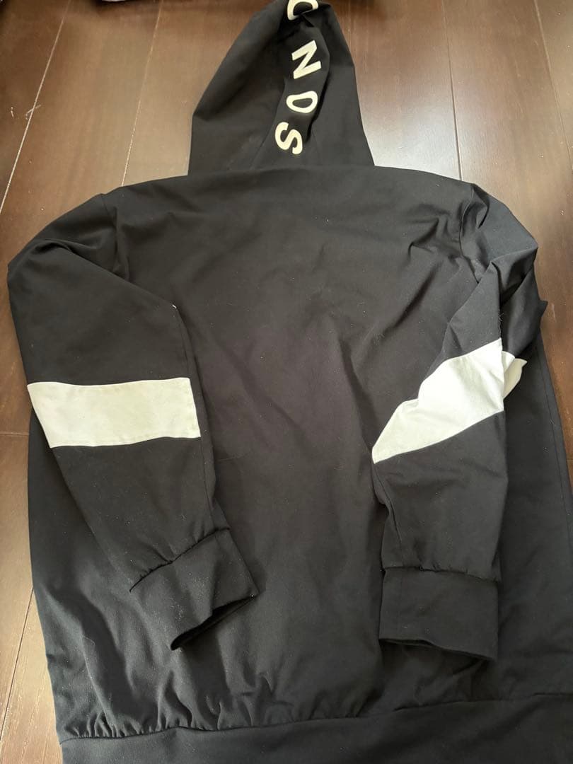 み*ゆ様 CRONOSフード付きパーカー M ブラック/ホワイト