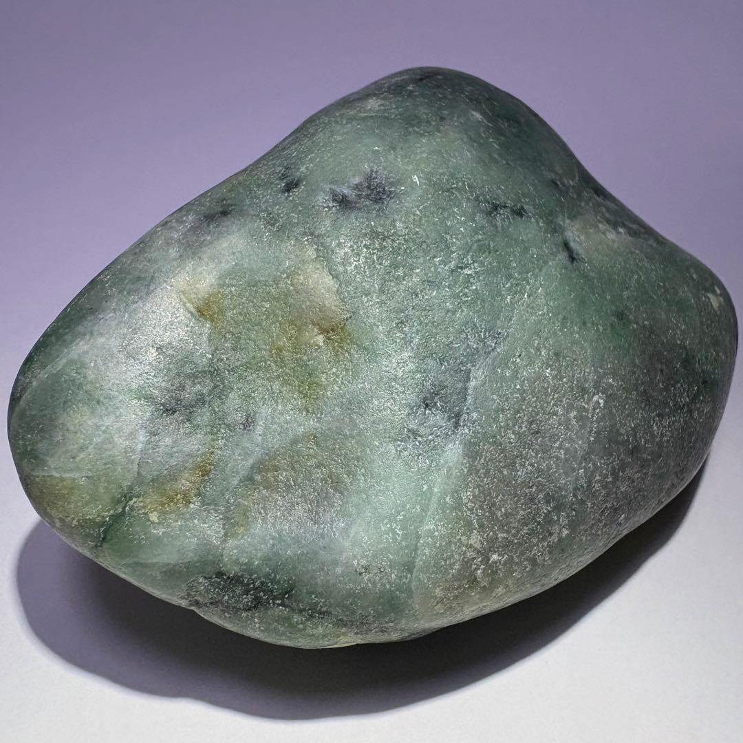 糸魚川　翡翠　ヒスイ　ひすい　海石　約168g