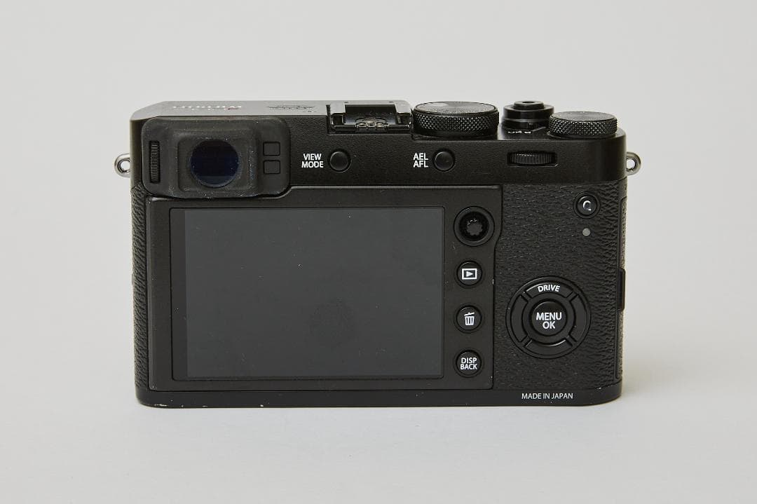 実用品 Fujifilm X100f ブラック コンパクトデジタルカメラ