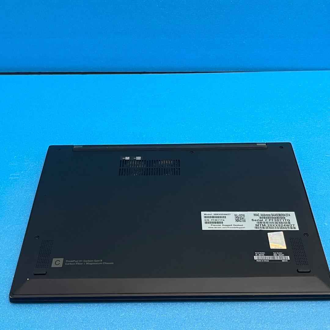 ThinkPad X1 Carbon Core i7 第11世代|タッチパネル