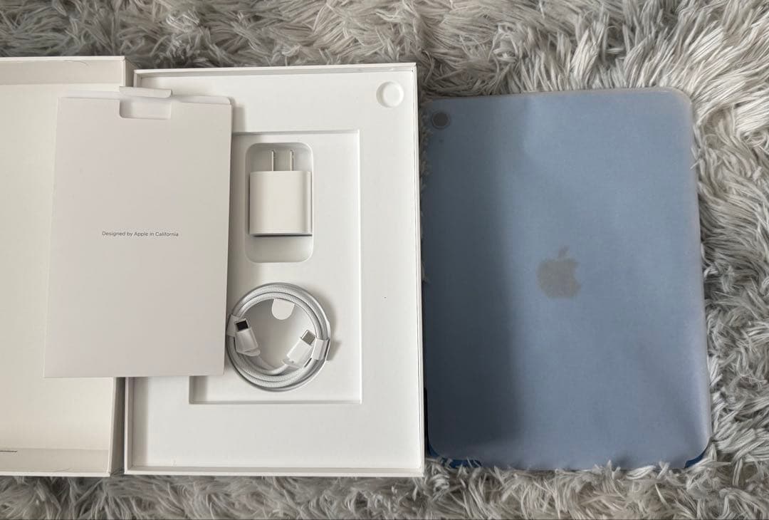 【美品】IPad A16 128GB ブルーWiFiモデル　フィルム・カバー付き