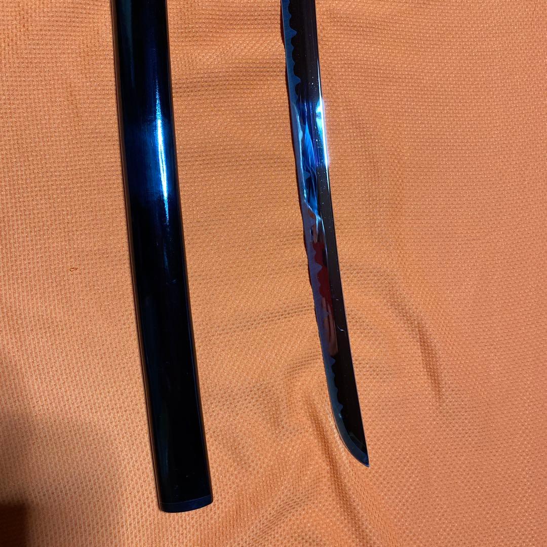 上級模造刀 黒柄 雲龍楕円鍔 菊図柄黒呂鞘