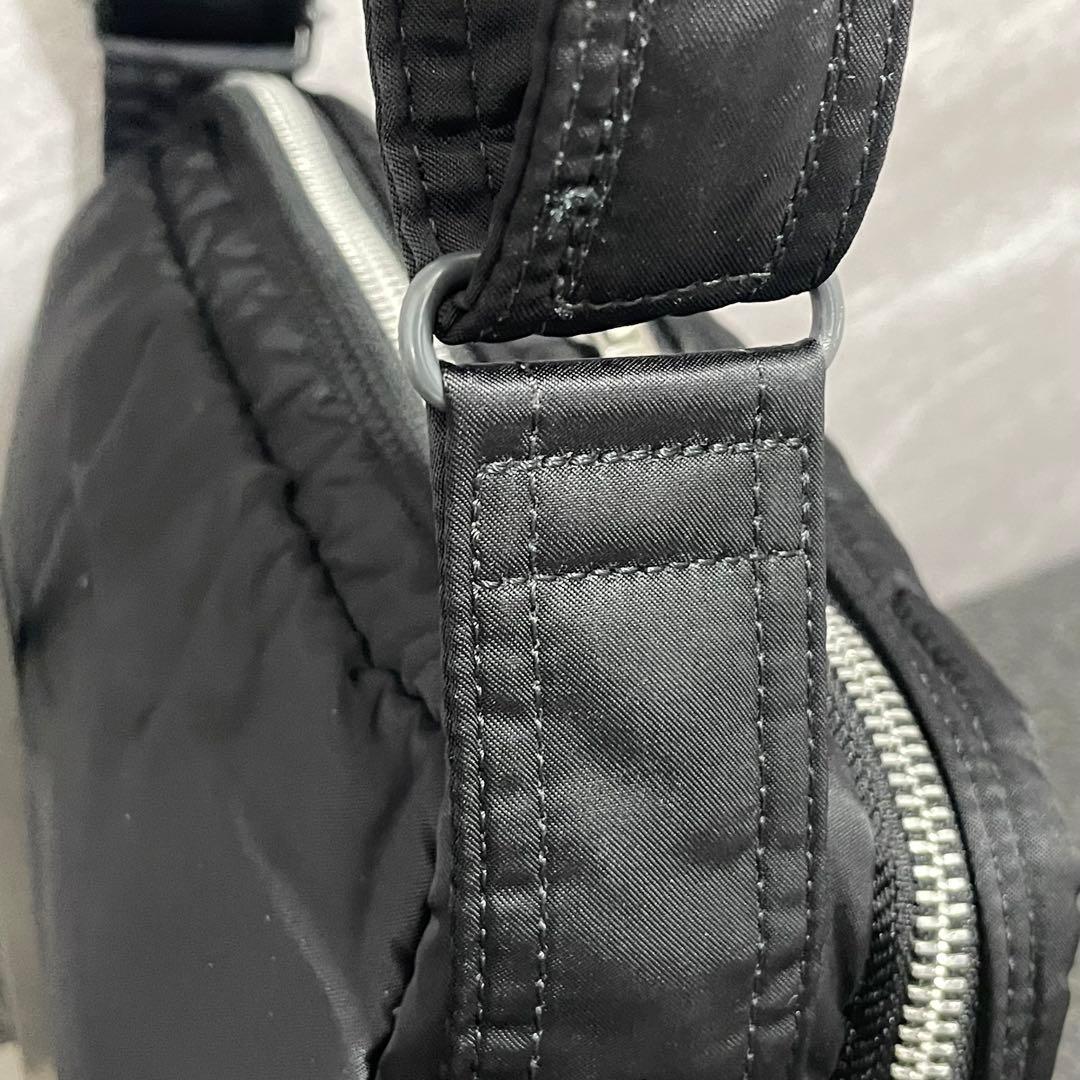 極美品 廃盤品✨ PORTER タンカー ２層 ブラック ショルダーバッグ