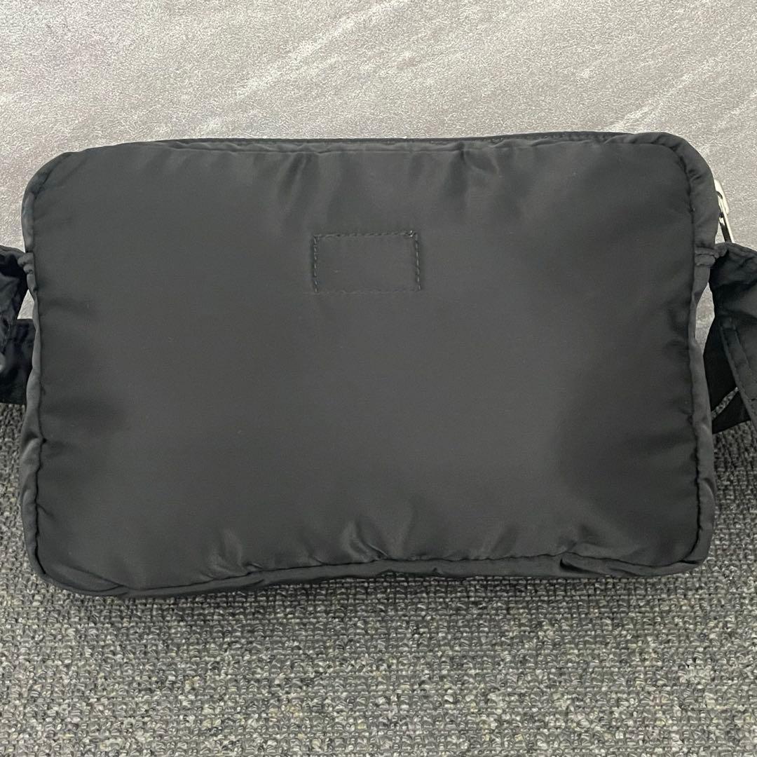 極美品 廃盤品✨ PORTER タンカー ２層 ブラック ショルダーバッグ