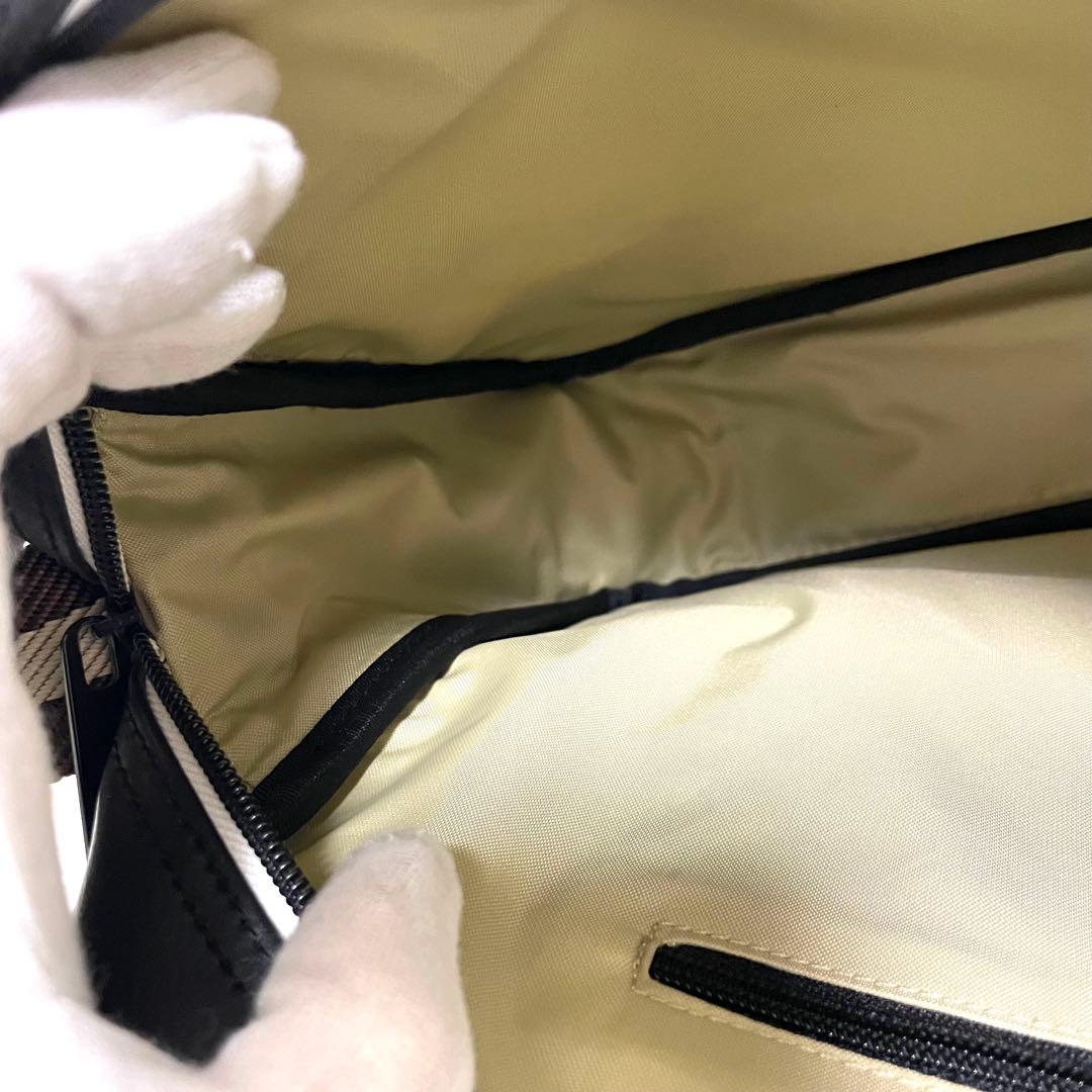 【美品】ディーゼル　DIESEL ディーゼル ショルダーバック　ブレイブマン