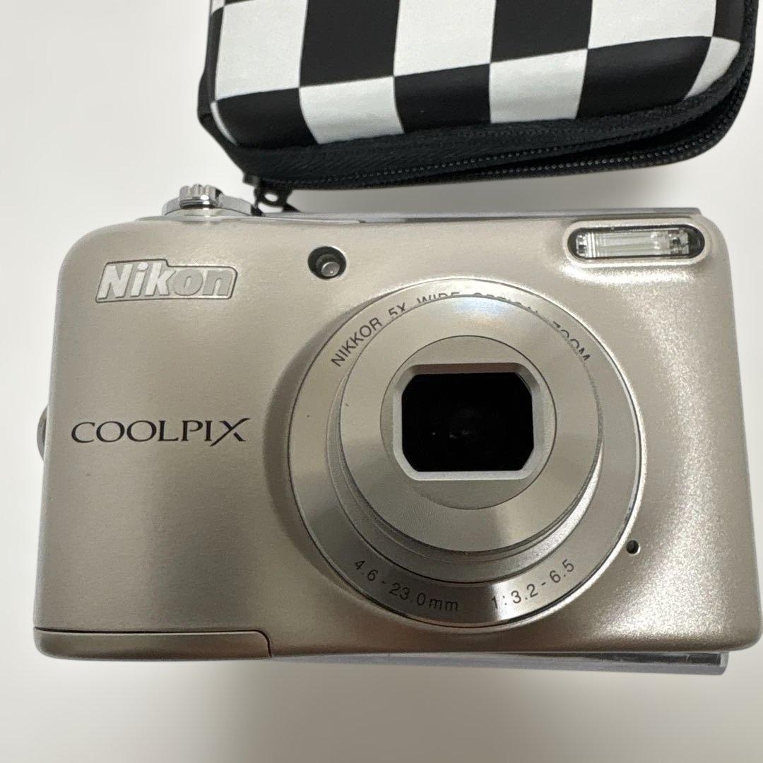 l**様 【美品】NIKON COOLPIX L30 単三電池新品交換済　希少品