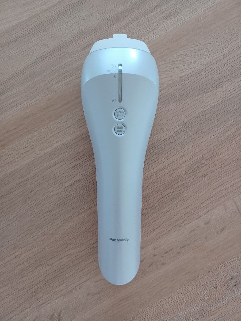 【専用です】パナソニック光美容器 光エステ(ボディ&フェイス用) ES-WP82