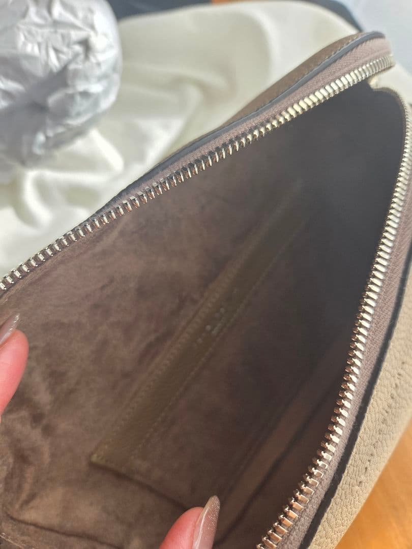 ボナベンチュラ☆極美品 リアムクロスボディバッグ ☆