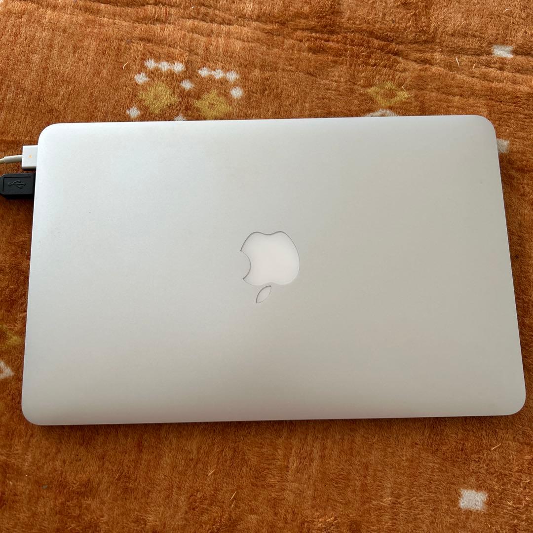 MacBook Air 2015 A1465 11インチ　メモリ4GB