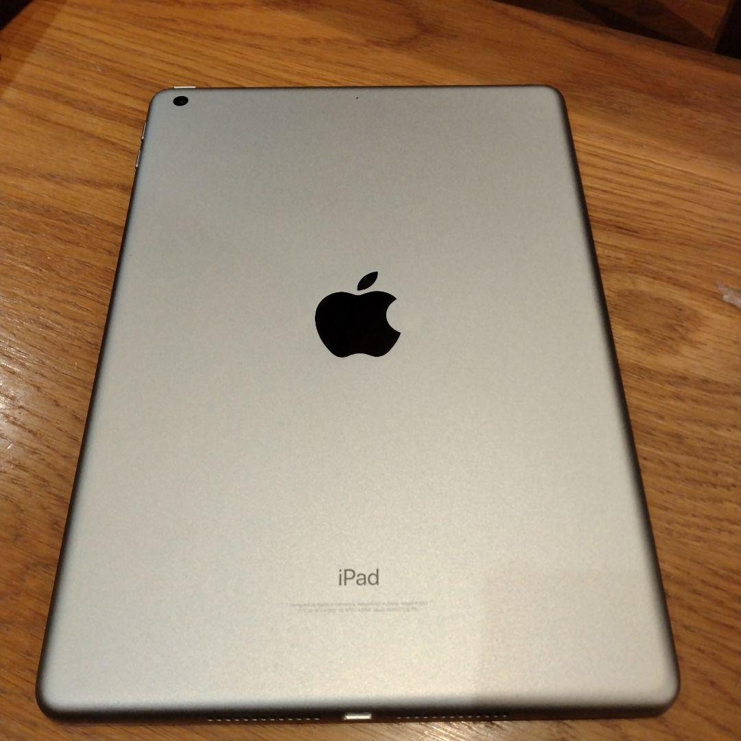 【中古品】iPad(第6世代) 32GB ゴールド