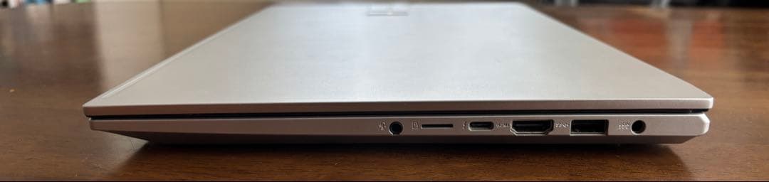 【美品】ASUS Vivobook Pro 15 OLED