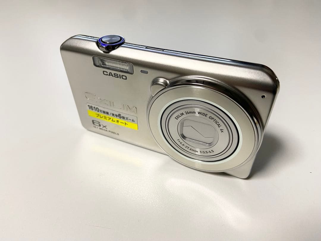 【外観極美品】CASIO EXILIM EX-ZS20