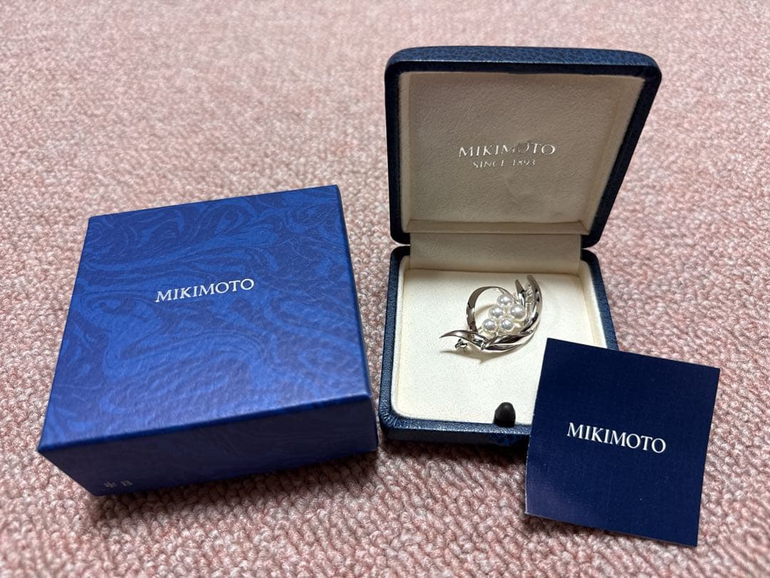 【新品】MIKIMOTO ミキモト　真珠　パール　ブローチ シルバー 5珠