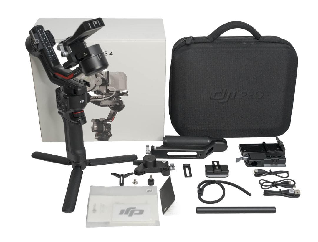 DJI RS4 COMBO 3軸スタビライザー‌‌