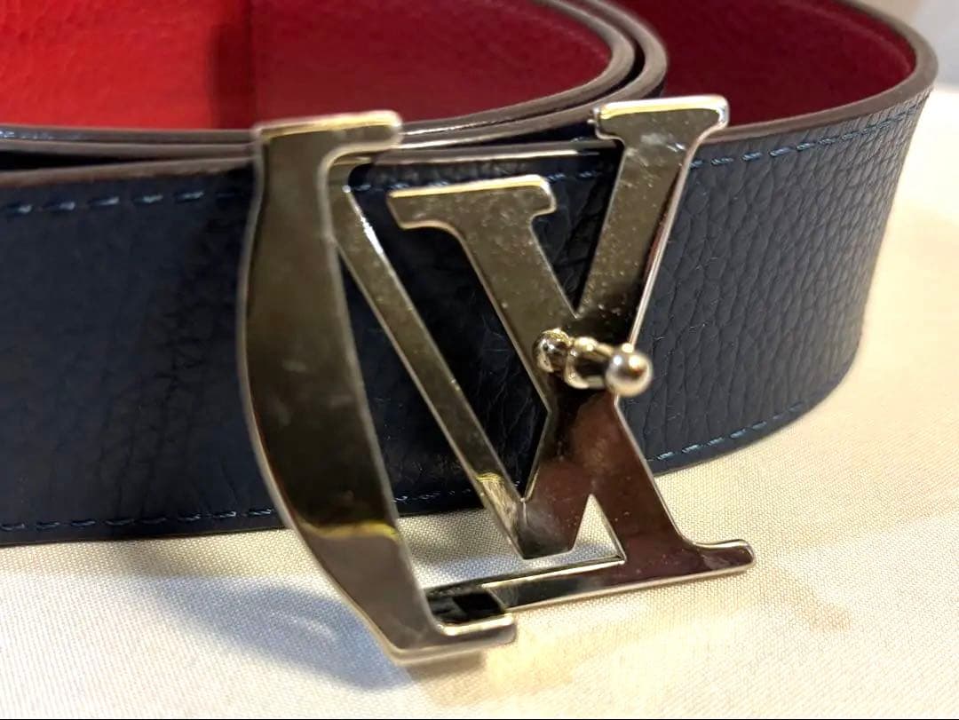 LOUIS VUITTON　モノグラム・サンチュール LVイニシャル