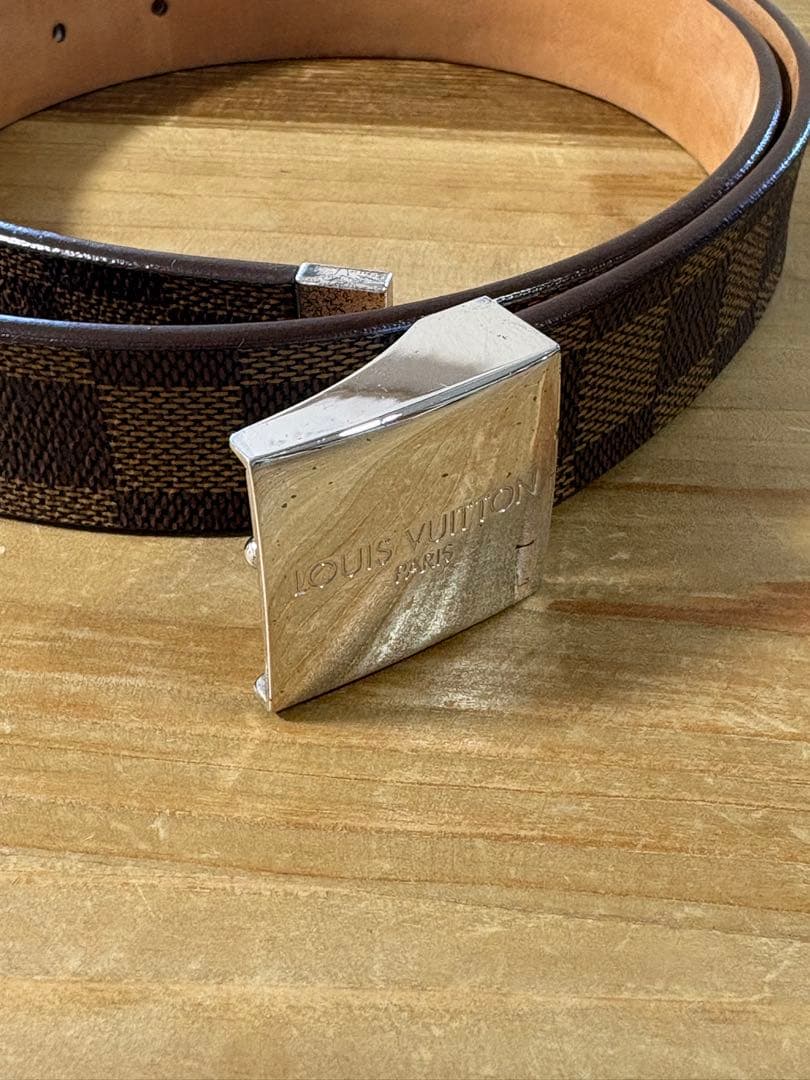 S*)様 ルイヴィトン ベルト サンチュール キャレ 90