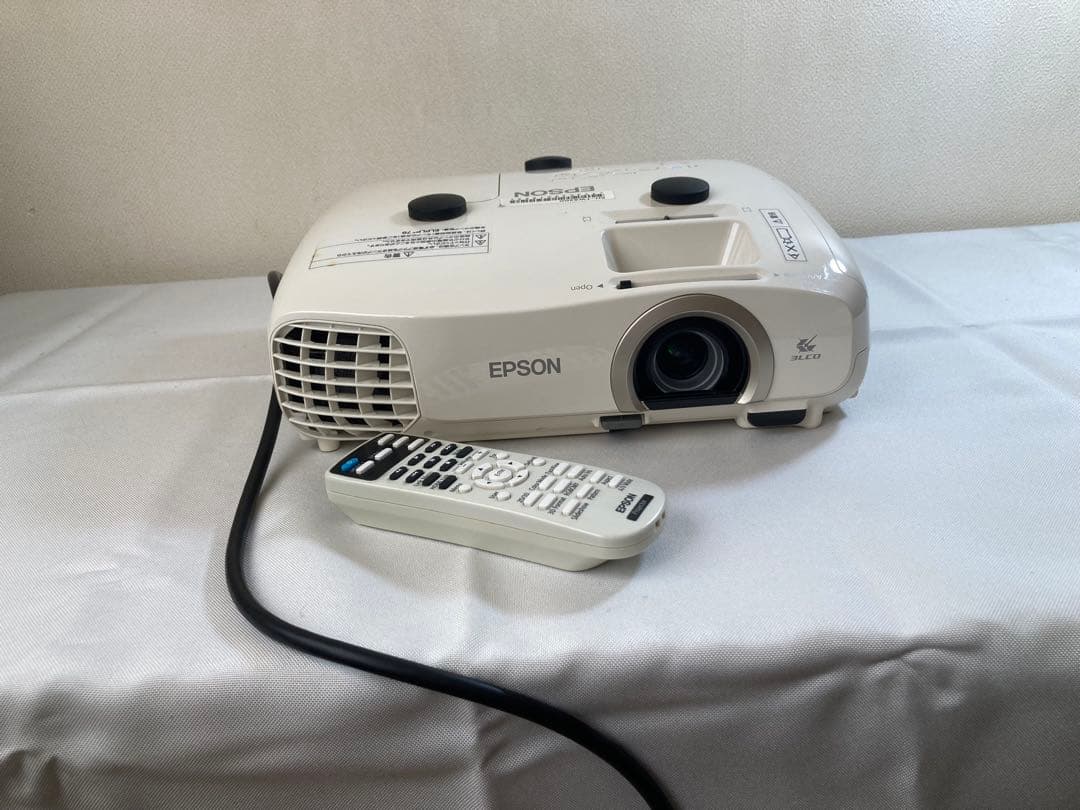 【niseiさま専用】EPSON EH-TW5200 ホームプロジェクター完動品