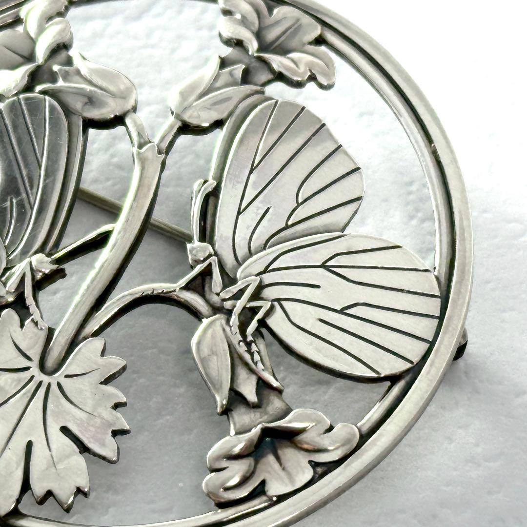  　283 ブローチ　シルバー　アーノマリノウスキー