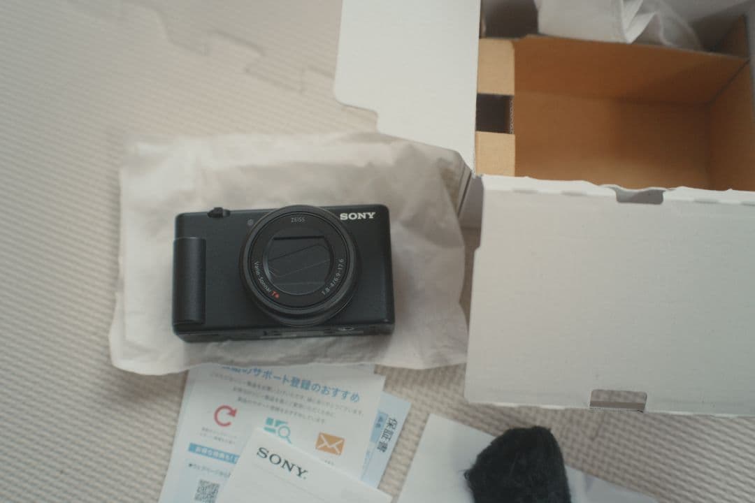 zv-1M2　SONY コンパクトデジタルカメラ