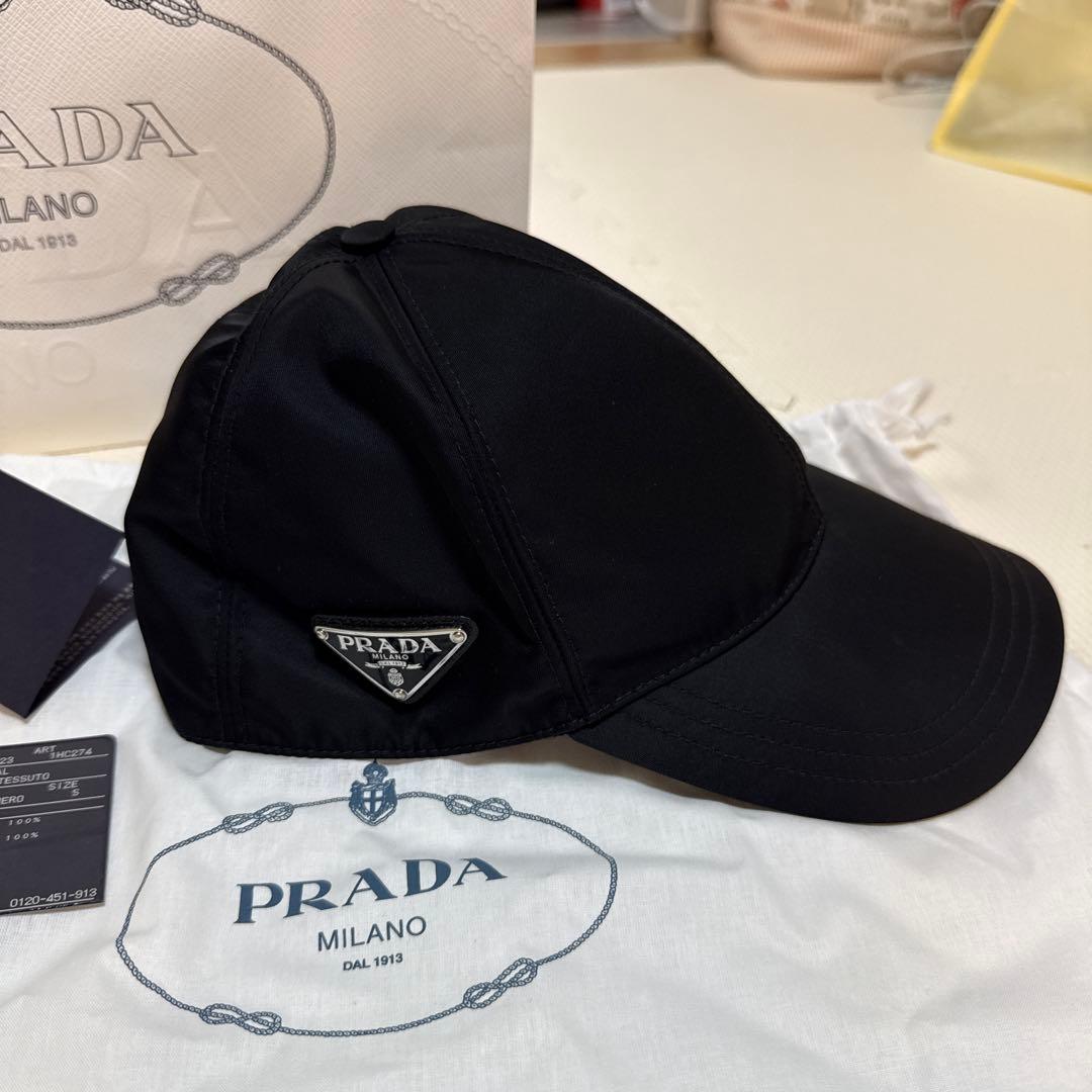 PRADA 帽子