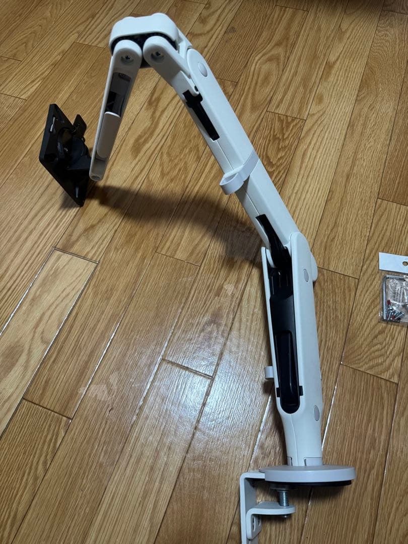 Herman Miller ハーマンミラー　オーリン　白　モニターアーム
