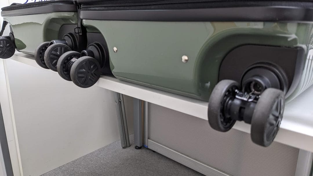 ACE ワールドトラベラー プリマス スーツケース(ジッパー) フロントポケット