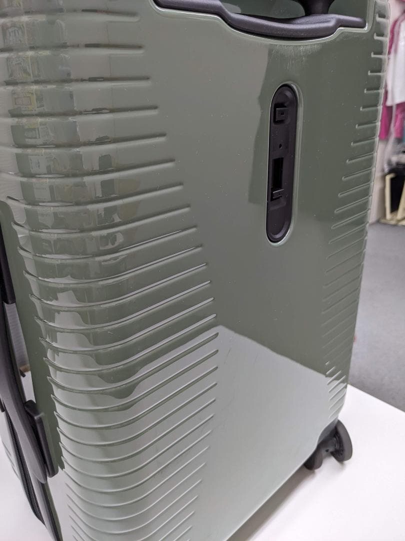 ACE ワールドトラベラー プリマス スーツケース(ジッパー) フロントポケット