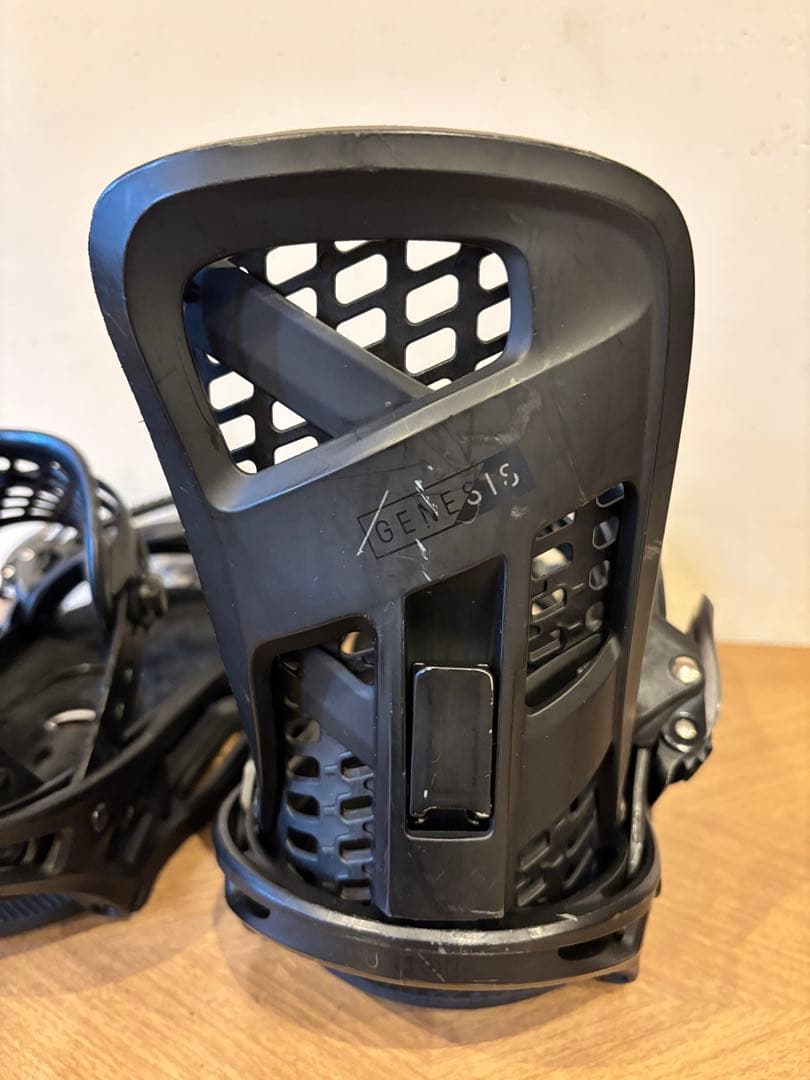 BURTON genesis est sサイズ ジェネシス バートン